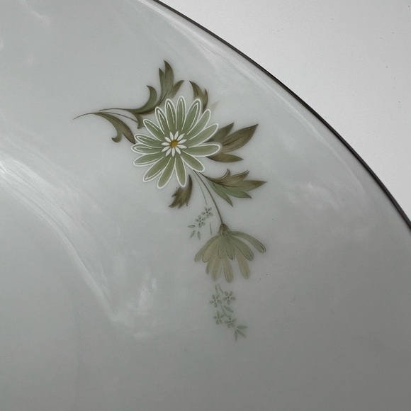 Noritake Soroya 6853 Divided Oval Serving Dish Light‎ Green Daisy Floral Pattern - Picture 4 of 9